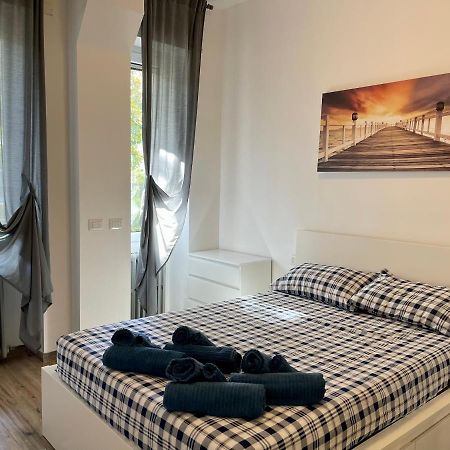 Housitalia Milano Apartment Bagian luar foto