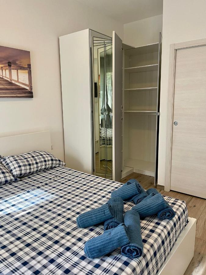 Housitalia Milano Apartment Bagian luar foto