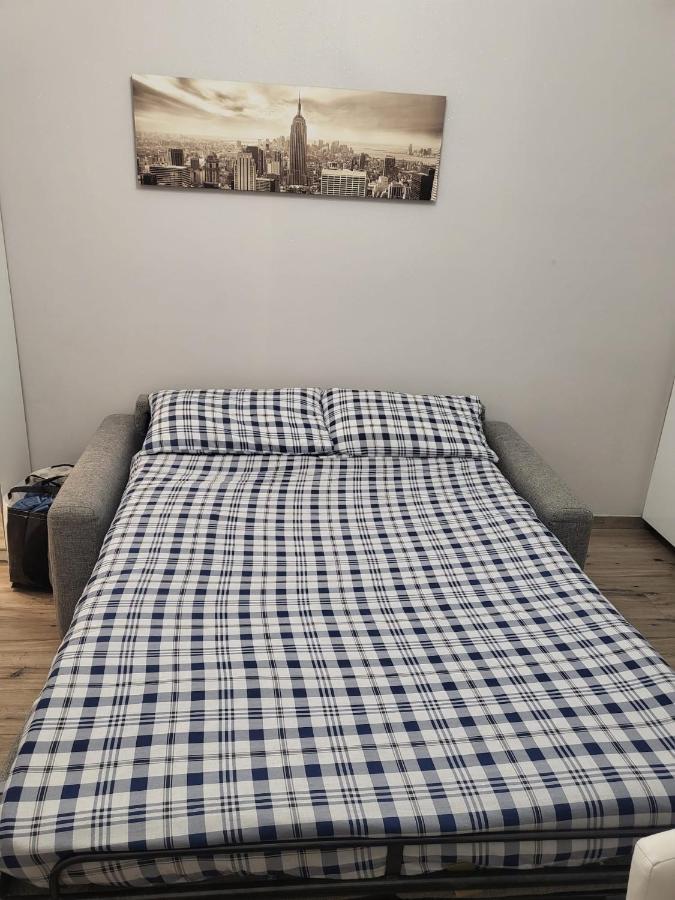 Housitalia Milano Apartment Bagian luar foto