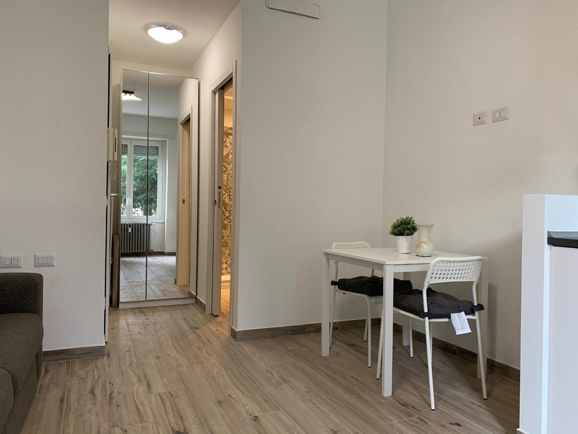 Housitalia Milano Apartment Bagian luar foto